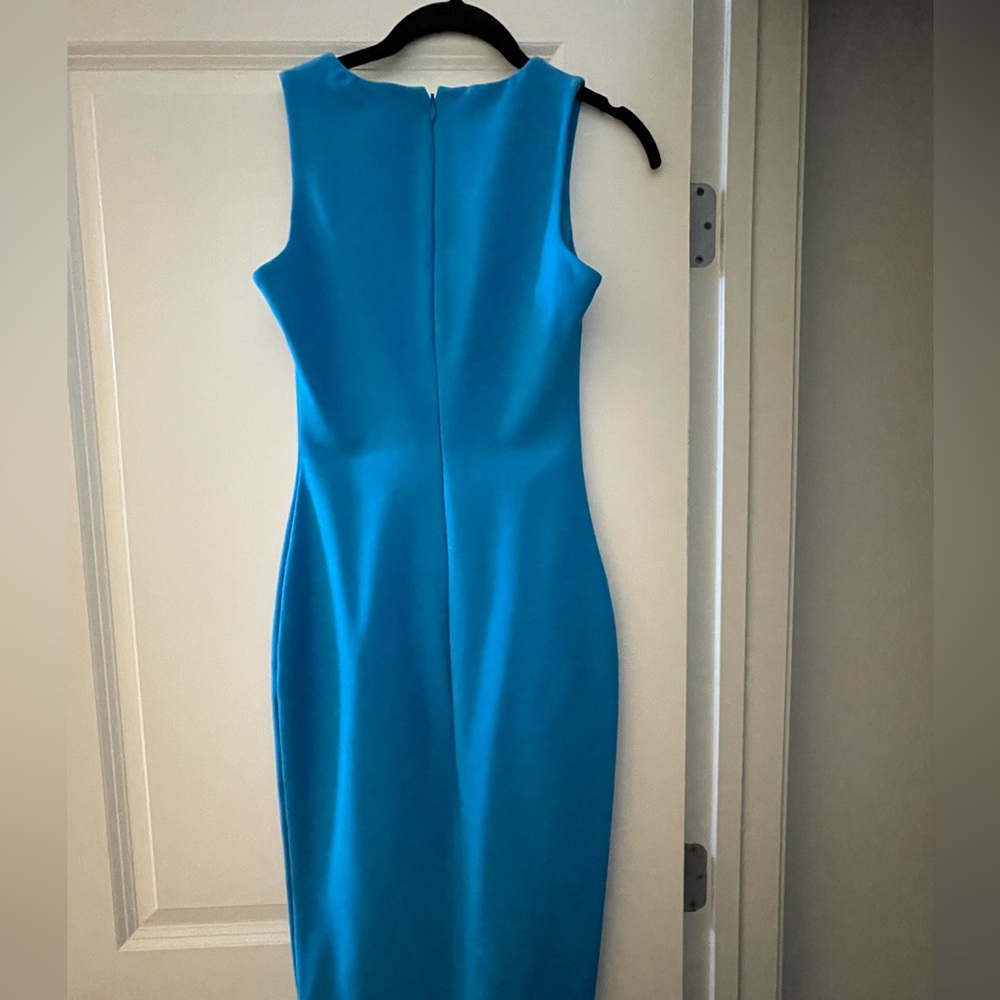 Gorgeous blue dress - Picture 4 of 4